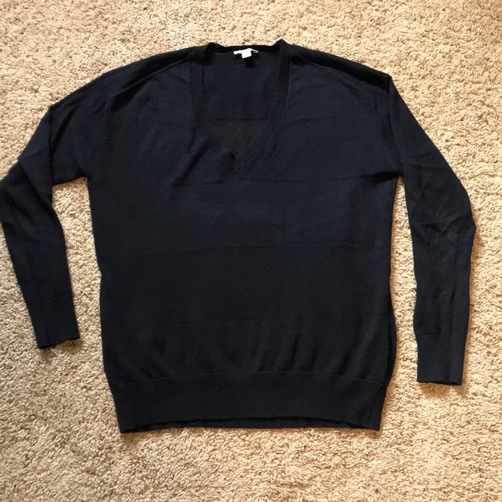 Gap navy blue sweater